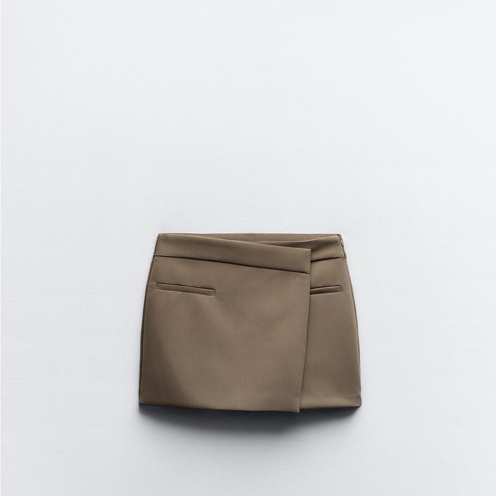 Stylish Tan Mini Skirt
